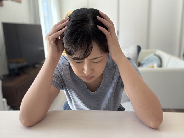 お金がなく汚部屋の片付けや引越しが難しい方へ