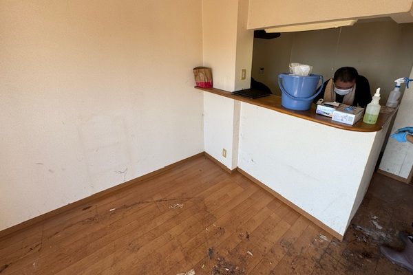 東京都江東区のゴミを全て運び出した後のリビング