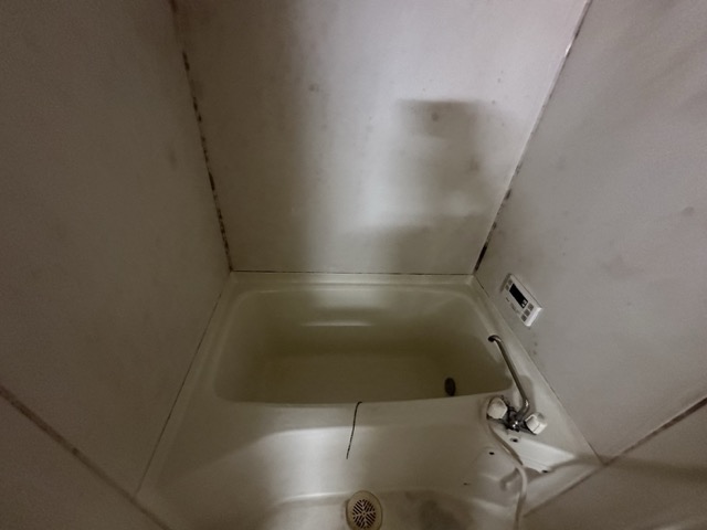 東京都中野区のハウスクリーニング後の浴室