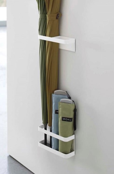 タワー・マグネットタイプの傘立て